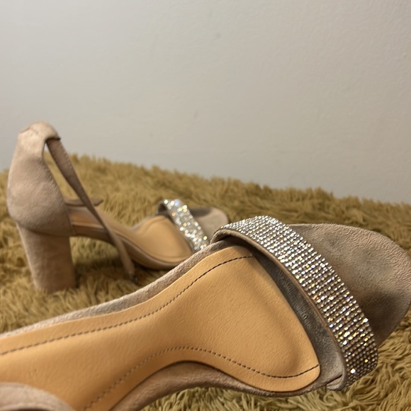 Rhinestone nude catwalk heels - Picture 7 of 7